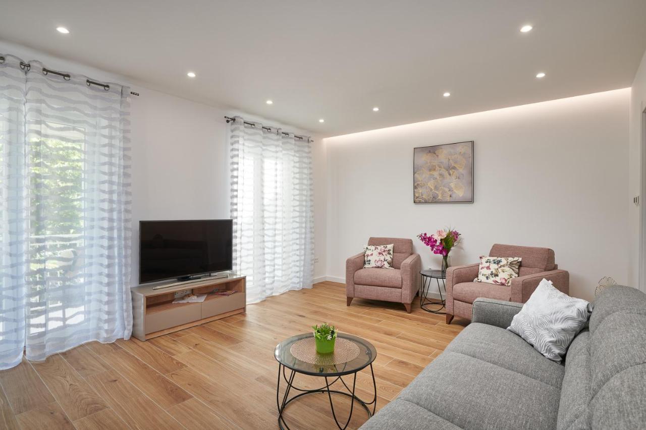 Newly Renovated Apt. Near To Entrance To Old Town دوبروفينك المظهر الخارجي الصورة