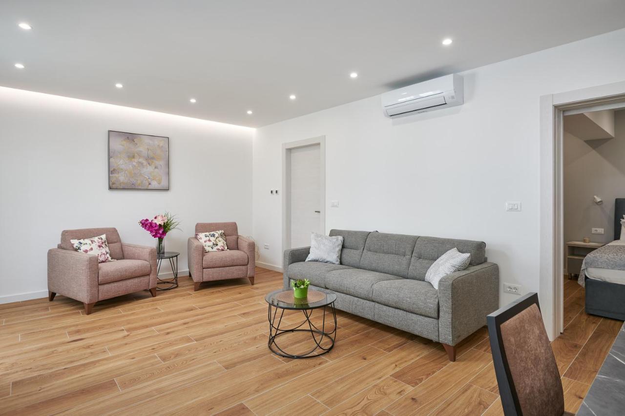 Newly Renovated Apt. Near To Entrance To Old Town دوبروفينك المظهر الخارجي الصورة