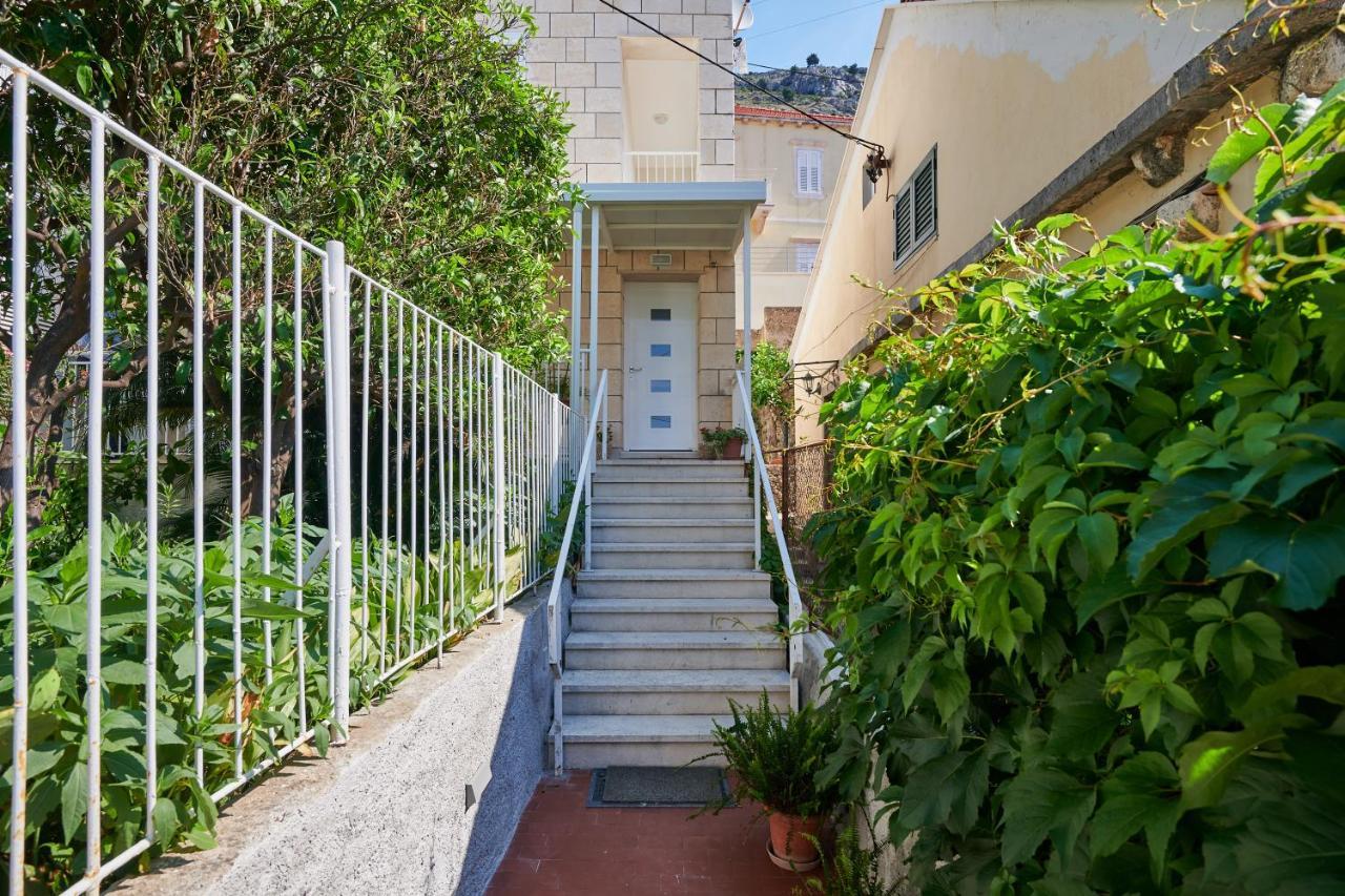 Newly Renovated Apt. Near To Entrance To Old Town دوبروفينك المظهر الخارجي الصورة